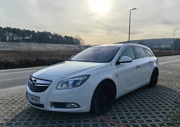 Opel Insignia cena 25500 przebieg: 256000, rok produkcji 2012 z Lębork małe 79